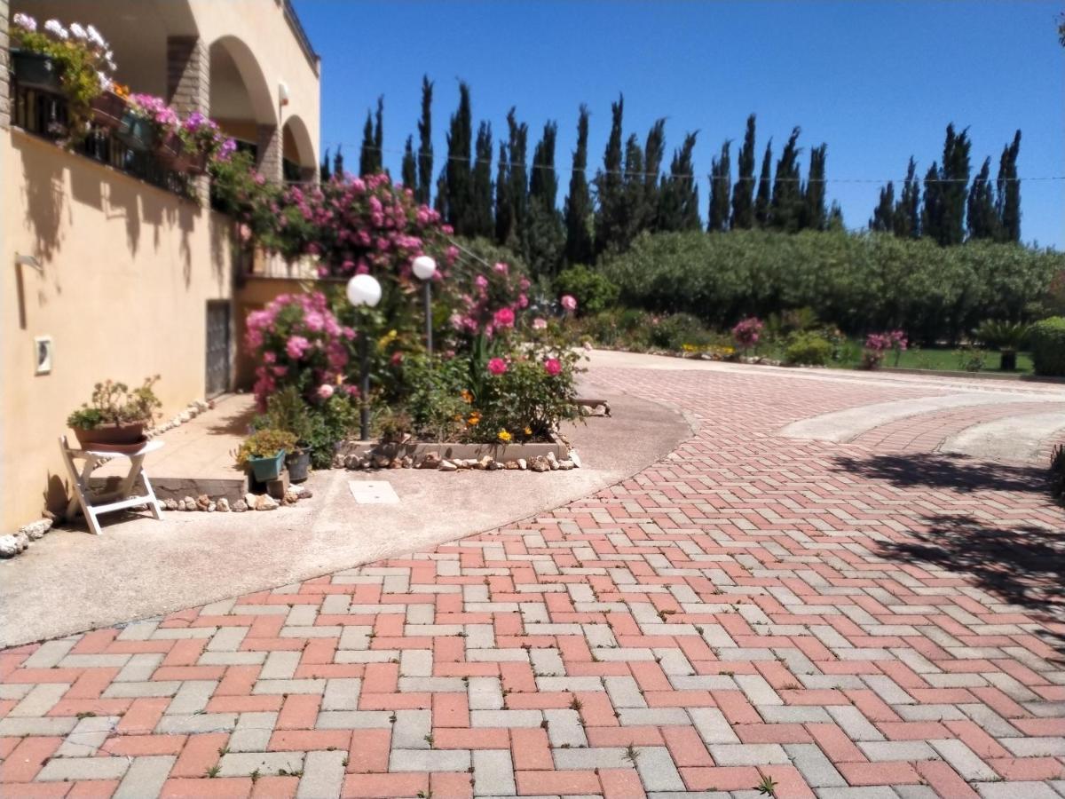 Apartamento Il Giardino Delle Rose A Olmedo Exterior foto